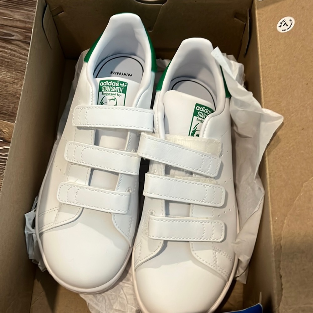Adidas Kids Stan Smith Size 3